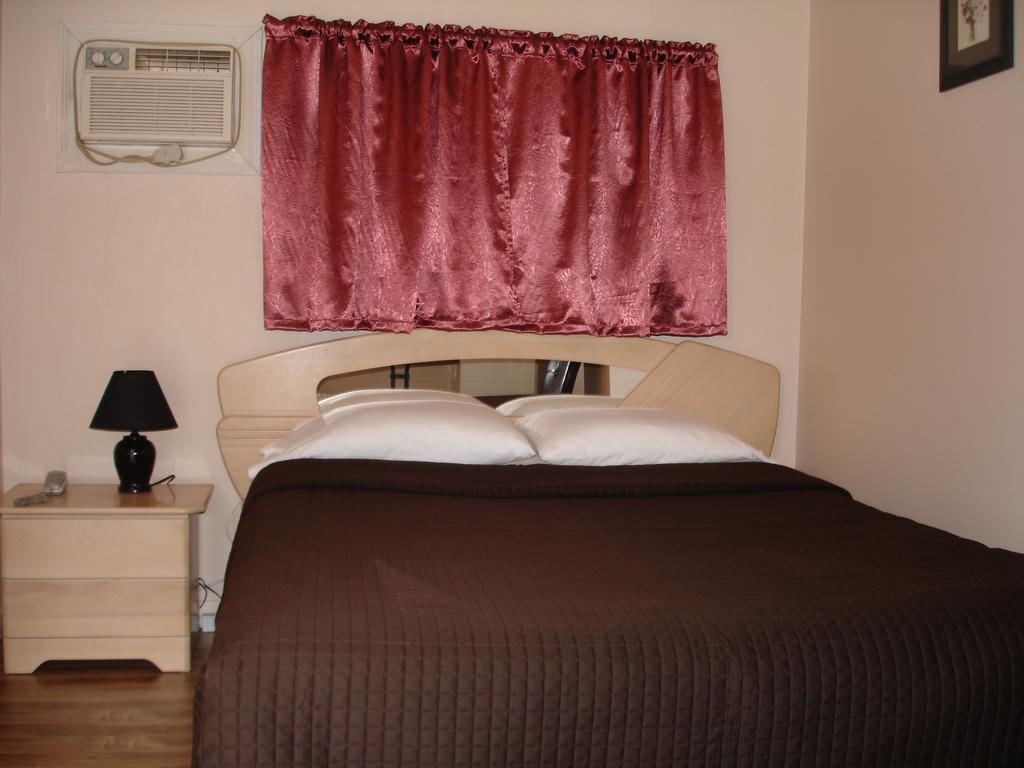 Motel Belair Rigaud Eksteriør bilde