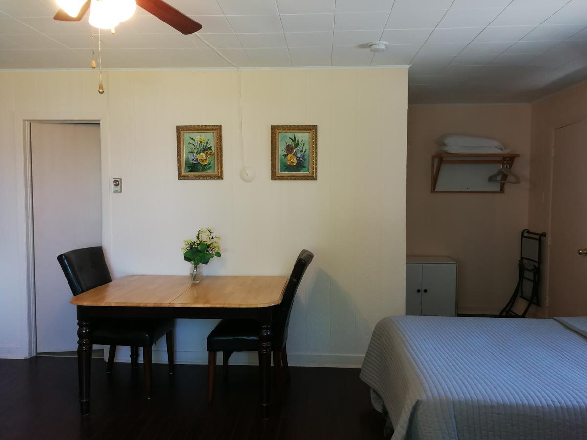 Motel Belair Rigaud Eksteriør bilde