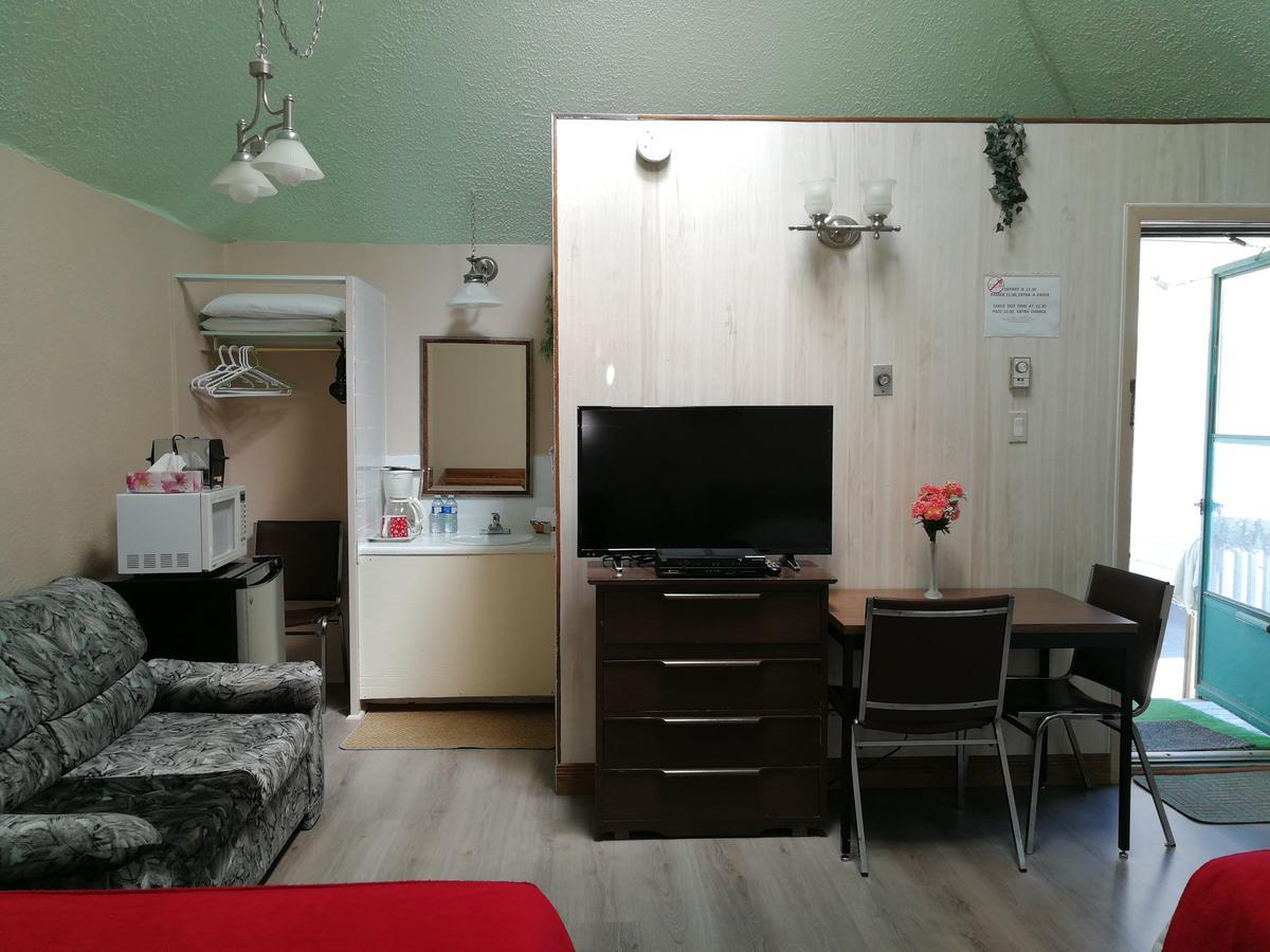 Motel Belair Rigaud Eksteriør bilde