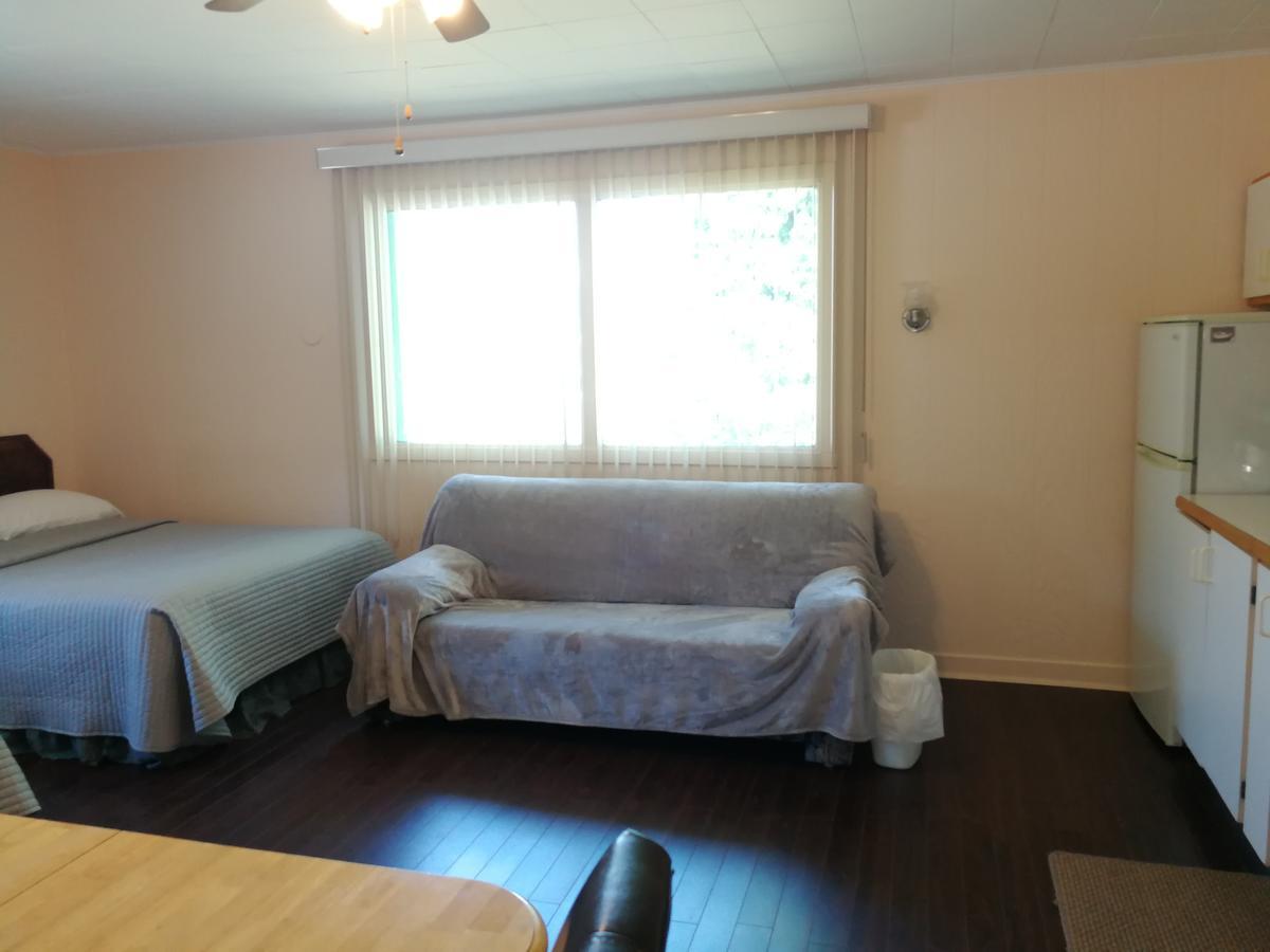 Motel Belair Rigaud Eksteriør bilde